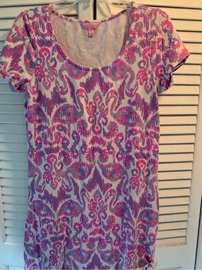 Lilly Pulitzer Pink Purple Ikat Print T-Shirt Dress Size M Preppy Resort Coastal